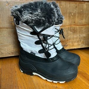 Kamik Kids Boots in Black and Gray